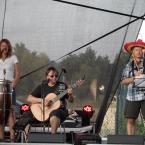 Spolektiv na Festivalu Wave - Renata Melda Švecová, Jarda Hnízdil a Tonda Vidlák